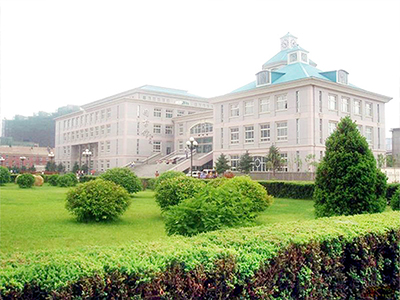 遼寧大學中小學校園單位LED護眼教室燈/LED黑板燈/節（jiē）能燈改造案例