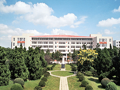 安徽大學（xué）中小學校（xiào）園單位LED護眼教（jiāo）室燈/LED黑板燈（dēng）/節（jiē）能燈改（gǎi）造案例