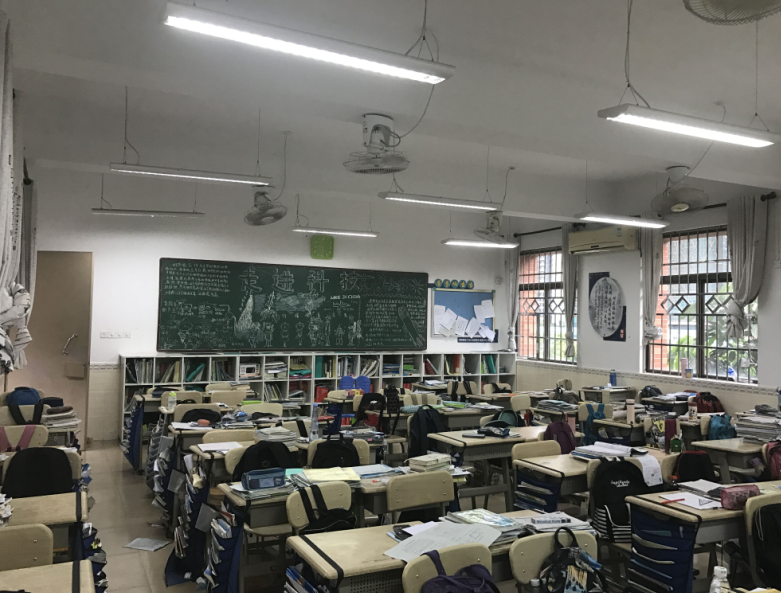 中小學教室照燈明存在（zài）哪些問題？